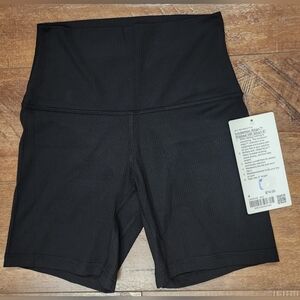 NWT Lululemon Align Ribbed HR Short 6", Size 4